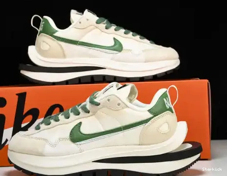 Nike White Green sacai Vaporwaffle DD1875-102 0521